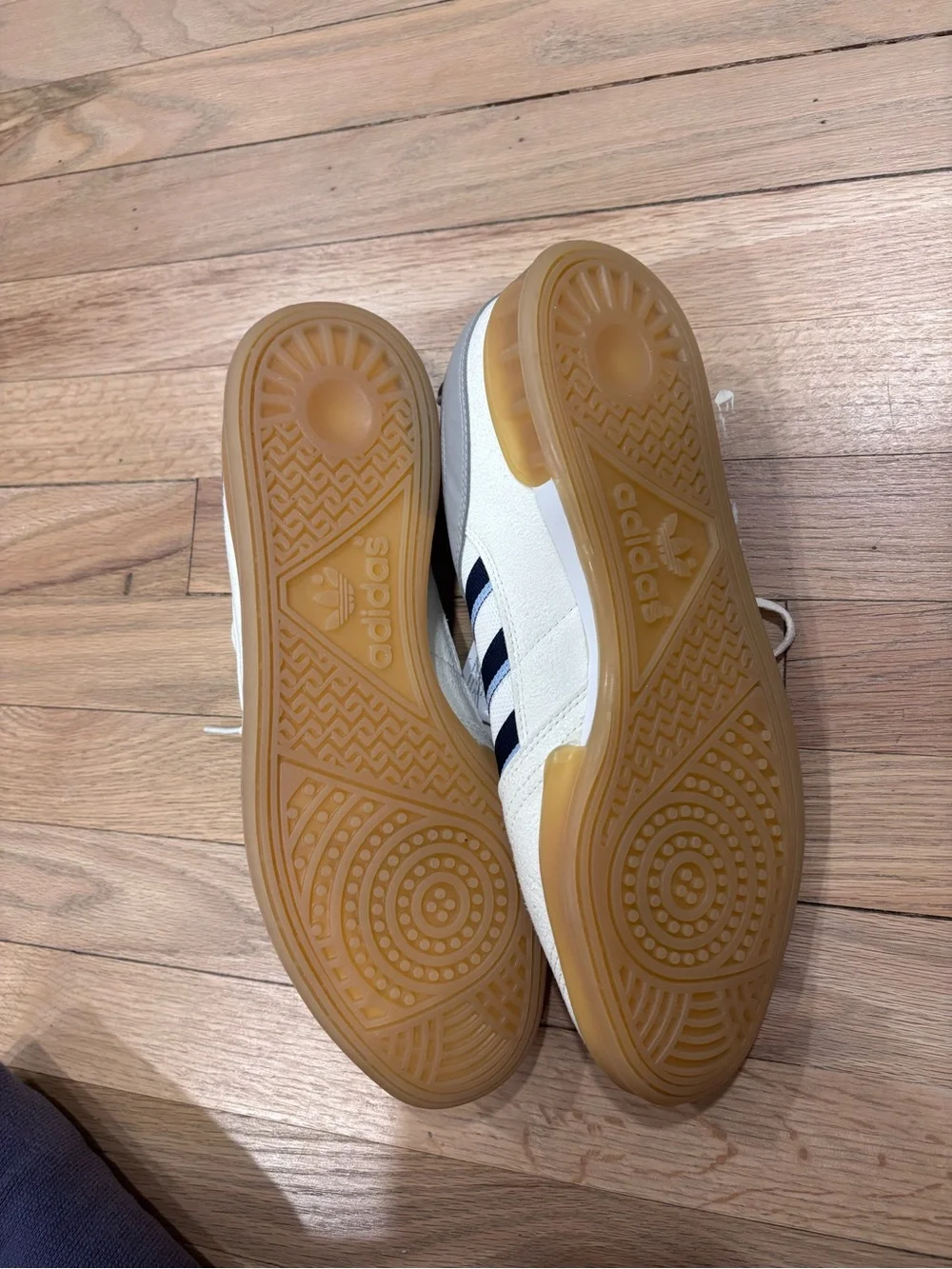 adidas Men’s White and Navy Low-Top Sneakers